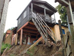 O bairro Jardim Carvalho tambm foi bem afetado pela chuva. Uma casa est em rea de risco