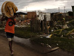 Diversas casas foram destelhadas e os moradores ficaram desabrigados em Pinhal.