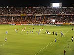 Inter e Emelec se preparando pro incio da partida 