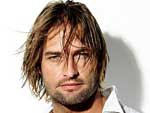 James Sawyer Ford (Josh Holloway) - Lost -  o gal da trama. Seu estilo meio cafageste conquistou Kate, que retribui o afeto, mas  apaixonada por Jake. Atua desde a primeira temporada.