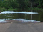 Estrada do Nazrio em Canoas, sem passagem por causa da chuva