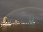 Arco-ris sobre o Rio Itaja-a.