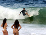 Surf na Praia Brava.