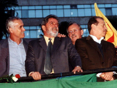 Raul, Lula e Tarso, no Palanque em 2002