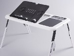 Verso porttil da mesa Top, a E-Table Cooler da Asys tem como acessrios espao para mouse, porta-copo e porta-caneta. A altura, ajustvel, chega ao mximo de 26 centmetros