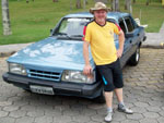 Opalo  Thomas U. Creutzberg com o orgulho dele, o GM Opala comodoro SL/E 1990 Motor 4 Cilindros Gasolina. Thomas  integrante do Opala Club Blumenau.
