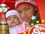 Os lindos Larissa e Eduardo homenageiam a conquista da Libertadores 2010 pelo Inter