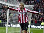 PSV 10x0 Feyenoord - Campeonato Holands - Ola Toivonen marcou um dos gols da goleada