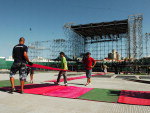 Montagem do palco no estdio Orlando Scarpelli