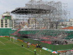 Montagem do palco no estdio Orlando Scarpelli