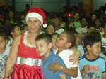 Emoo na chegada da Mame Noel na festa de Natal da Escola rui Barbosa, em Alvorada 