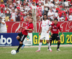 Nauro J&uacute;nior&nbsp;/&nbsp;