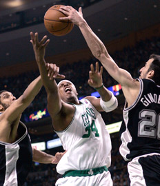 Michael Dwyer, AP / Michael Dwyer, AP /